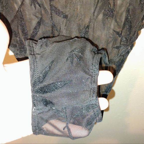 4/20 Plus Sized Mesh Bodysuit - Picture 4 of 10